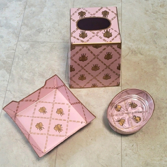 Jayes Vintage Hand Painted Pink With Gold Bees Quilted Bathroom Accents - Picture 1 of 11